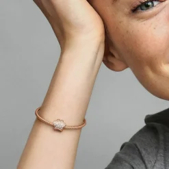 Pandora Charms<Charm en forme de Patte en Métal doré à l'or rose fin 585/1000