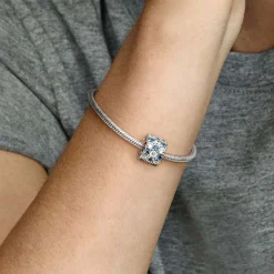 Pandora Charms<Charm scintillant bleu Incolore Timeless