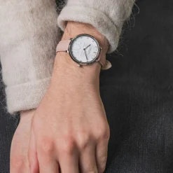 Pierre Lannier Montre Cuir<Montre Femme Coeur Battant - 095N605 Bracelet Cuir Rose