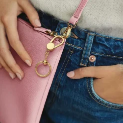 Pandora Charms<Petit Porte-Charms Pour Sac en Métal doré à l'or fin 585/1000 Moments